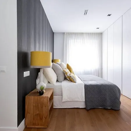 Lovely Up To 6 Guests Apartamento