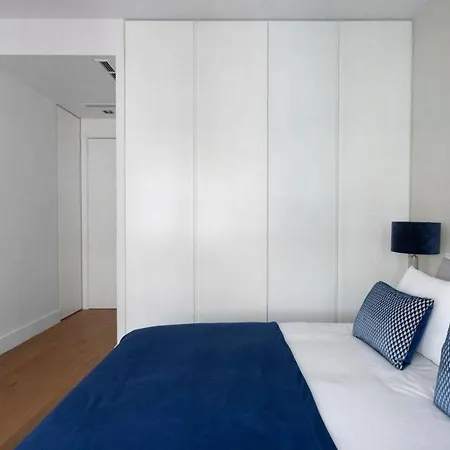 Lovely Up To 6 Guests Apartamento Munique